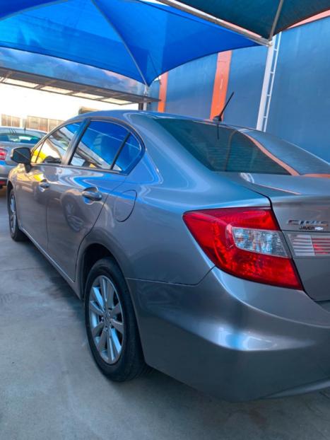 HONDA Civic 1.8 16V 4P FLEX LXS AUTOM�TICO, Foto 13