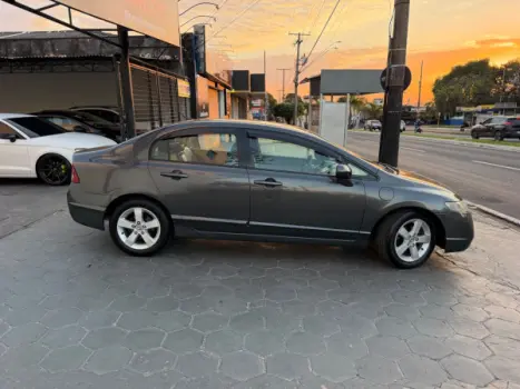 HONDA Civic 1.8 16V 4P FLEX LXS AUTOM�TICO, Foto 5