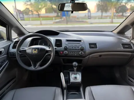 HONDA Civic 1.8 16V 4P FLEX LXS AUTOM�TICO, Foto 10