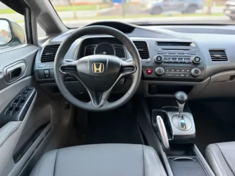 HONDA Civic 1.8 16V 4P FLEX LXS AUTOM�TICO, Foto 11