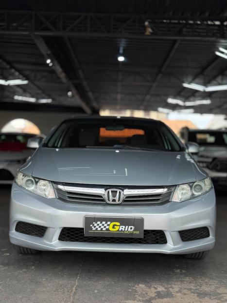 HONDA Civic 1.8 16V 4P LXS AUTOM�TICO, Foto 3