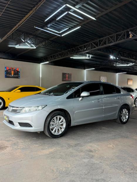 HONDA Civic 1.8 16V 4P LXS AUTOM�TICO, Foto 4