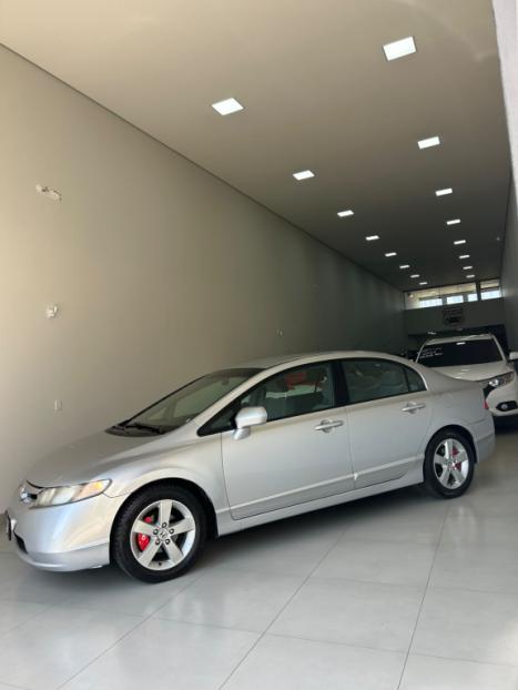 HONDA Civic 1.8 16V 4P FLEX LXS, Foto 3
