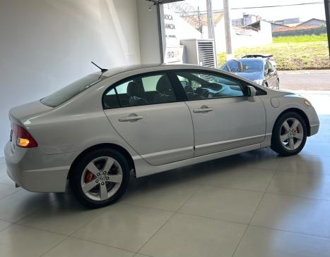 HONDA Civic 1.8 16V 4P FLEX LXS, Foto 4