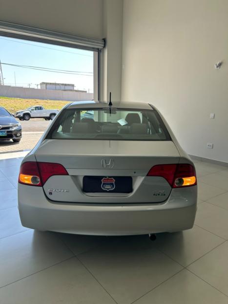 HONDA Civic 1.8 16V 4P FLEX LXS, Foto 6