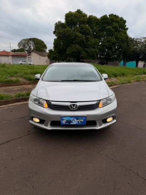 HONDA Civic 1.8 16V 4P FLEX LXS AUTOMÁTICO, Foto 2