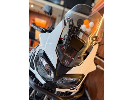 HONDA CRF 1000L Africa Twin TE, Foto 6