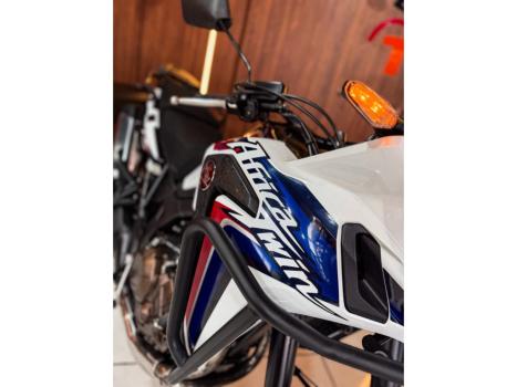 HONDA CRF 1000L Africa Twin TE, Foto 8
