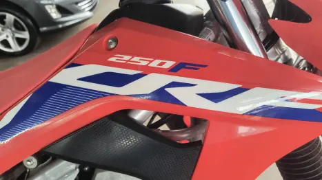 HONDA CRF 250 F, Foto 4