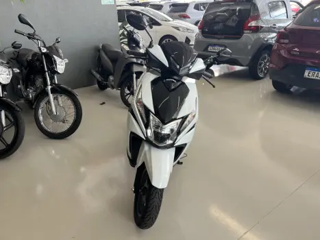 HONDA Elite 125 , Foto 2