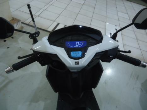 HONDA Elite 125 , Foto 3