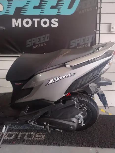 HONDA Elite 125 , Foto 9