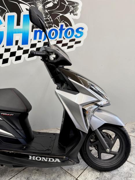 HONDA Elite 125 , Foto 2