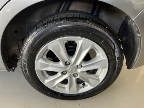 HONDA Fit 1.4 16V 4P LX FLEX, Foto 5 HONDA Fit 1.4 16V 4P LX FLEX, Foto 5