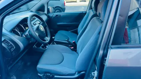 HONDA Fit 1.4 16V 4P LXL, Foto 5 HONDA Fit 1.4 16V 4P LXL, Foto 5