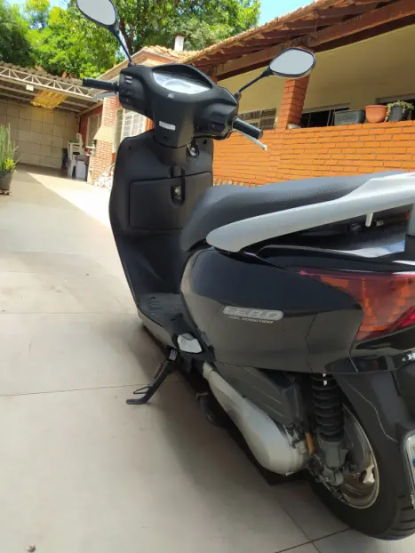 HONDA Lead 110 , Foto 2