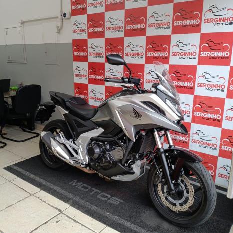 HONDA NC 700 X ABS, Foto 4