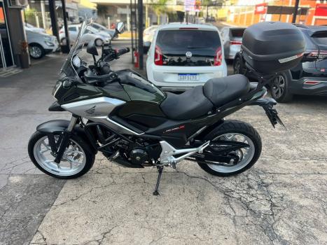 HONDA NC 750 X ABS, Foto 1