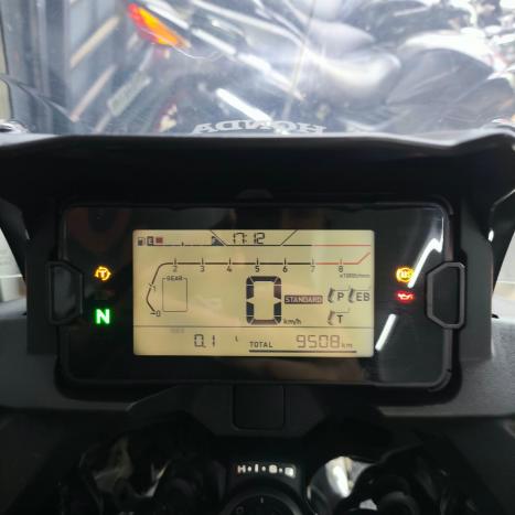 HONDA NC 750 X ABS, Foto 2
