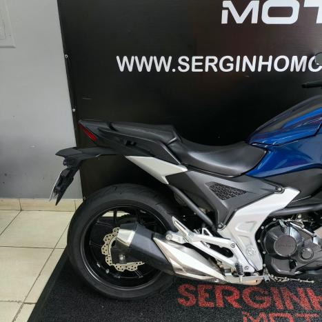 HONDA NC 750 X ABS, Foto 3