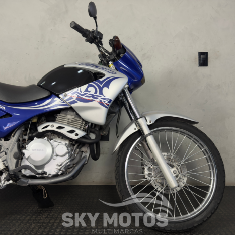 HONDA NX Falcon 400, Foto 3