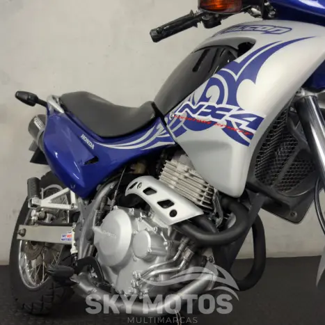 HONDA NX Falcon 400, Foto 6