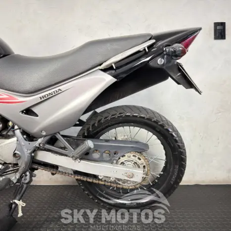 HONDA NX Falcon 400, Foto 15