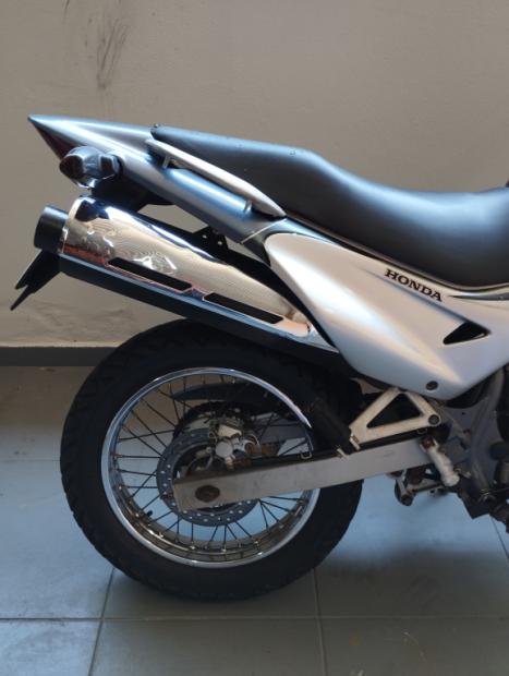 HONDA NX Falcon 400, Foto 3