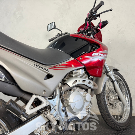 HONDA NX Falcon 400, Foto 6