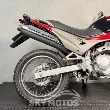 HONDA NX Falcon 400, Foto 7