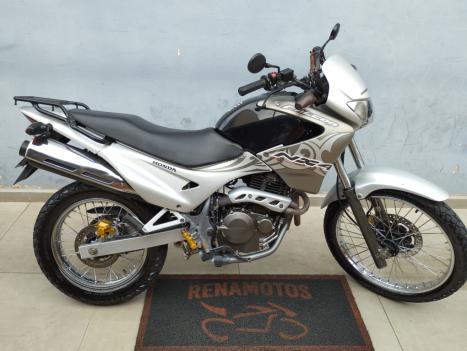 HONDA NX Falcon 400, Foto 1