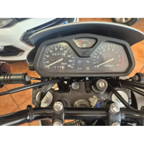 HONDA NX Falcon 400, Foto 9