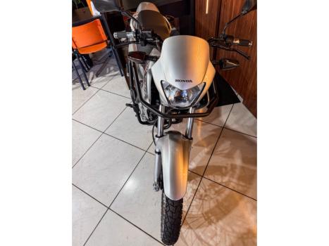 HONDA NX Falcon 400, Foto 4