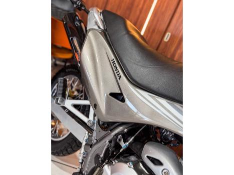 HONDA NX Falcon 400, Foto 9