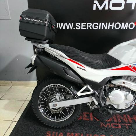 HONDA NX Falcon 400, Foto 5