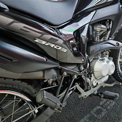 HONDA NXR Bros 125 ES, Foto 4