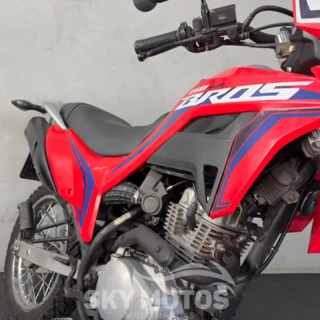 HONDA NXR Bros 150 ES, Foto 6