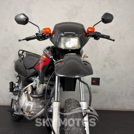 HONDA NXR Bros 150 ES, Foto 2
