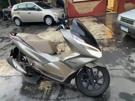 HONDA PCX 150 DLX, Foto 4