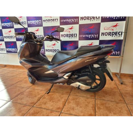 HONDA PCX 150 DLX, Foto 2