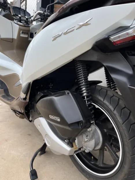 HONDA PCX 150 DLX, Foto 3