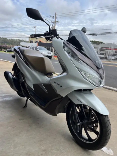 HONDA PCX 150 DLX, Foto 4