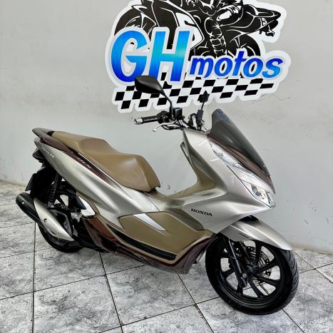 HONDA PCX 150 DLX, Foto 3