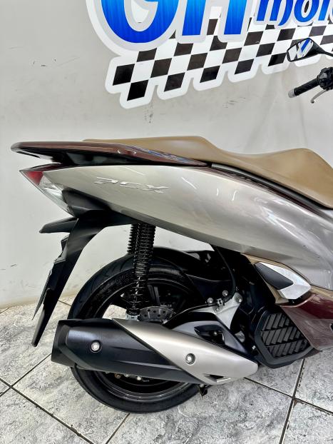 HONDA PCX 150 DLX, Foto 4