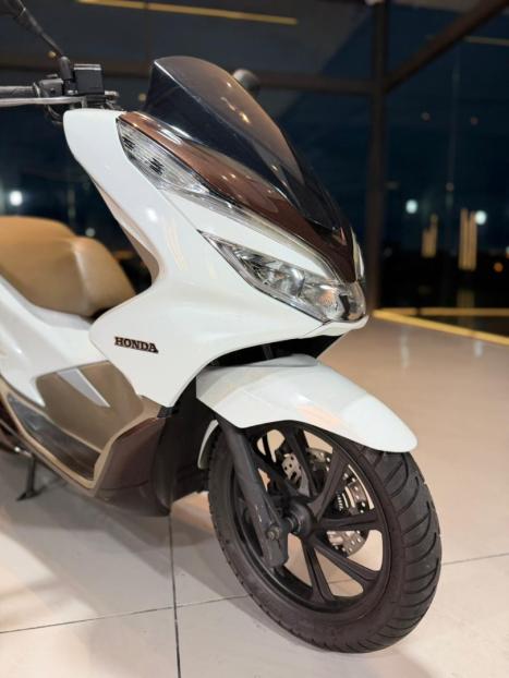 HONDA PCX 150 DLX, Foto 4