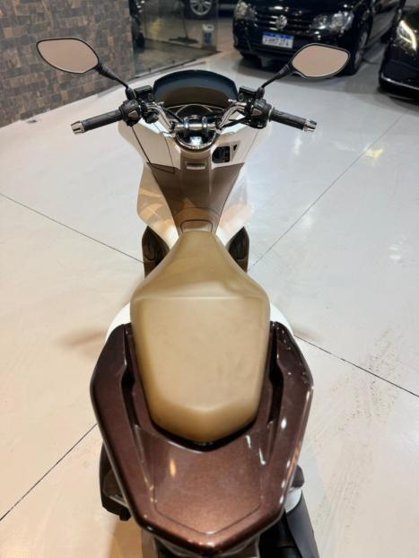 HONDA PCX 150 DLX, Foto 7