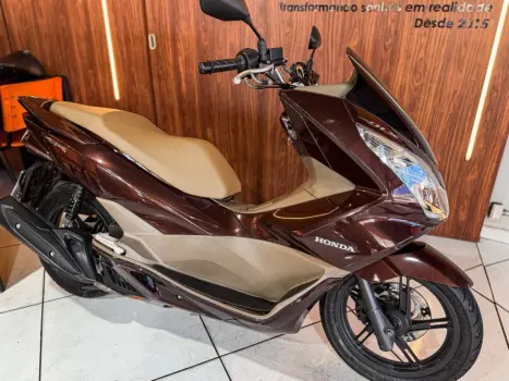 HONDA PCX 150 DLX, Foto 3