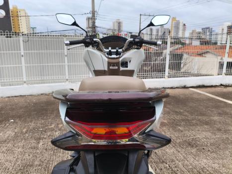 HONDA PCX 150 DLX, Foto 12