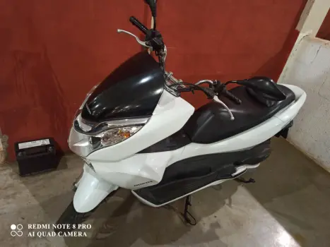 HONDA PCX 150 SPORT, Foto 1 HONDA PCX 150 SPORT, Foto 1