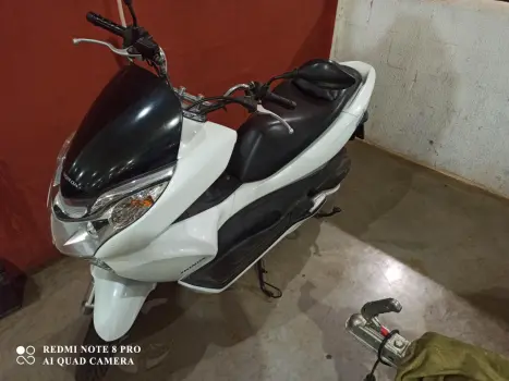 HONDA PCX 150 SPORT, Foto 2 HONDA PCX 150 SPORT, Foto 2